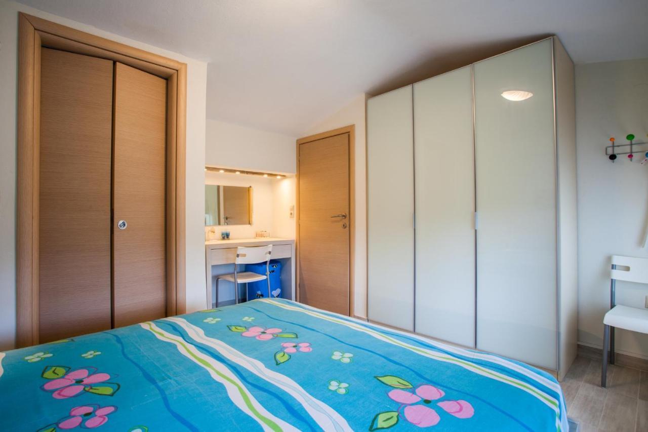 #Flh - Amalthia & Αthena Beachfront Houses In Pefkohori מראה חיצוני תמונה