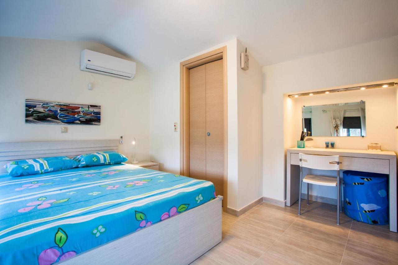 #Flh - Amalthia & Αthena Beachfront Houses In Pefkohori מראה חיצוני תמונה