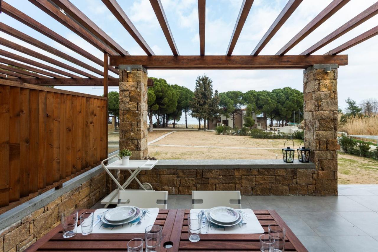 #Flh - Amalthia & Αthena Beachfront Houses In Pefkohori מראה חיצוני תמונה